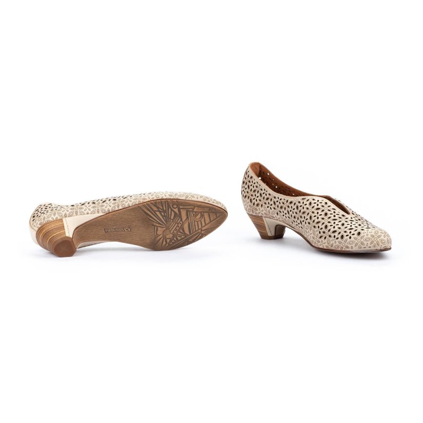 Women's Pikolinos ELBA Court Shoes Beige | NZ IA1Q293